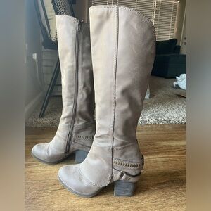 Women’s western style knee high boots size 7